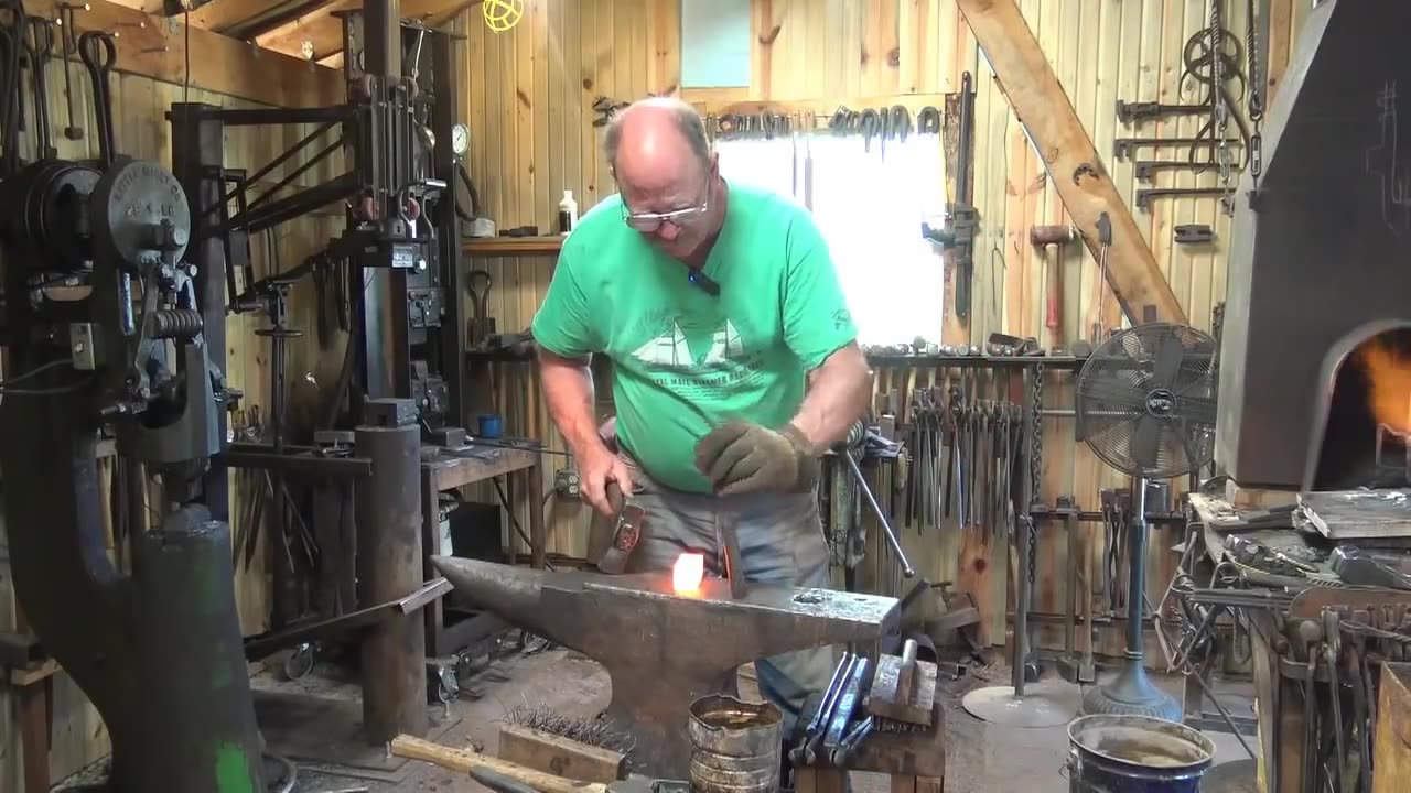 Forging a blacksmithing hammer - Part 1