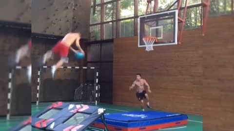FUNNIEST AND MOST EMBARRASSING MOMENTS IN SPORTS!