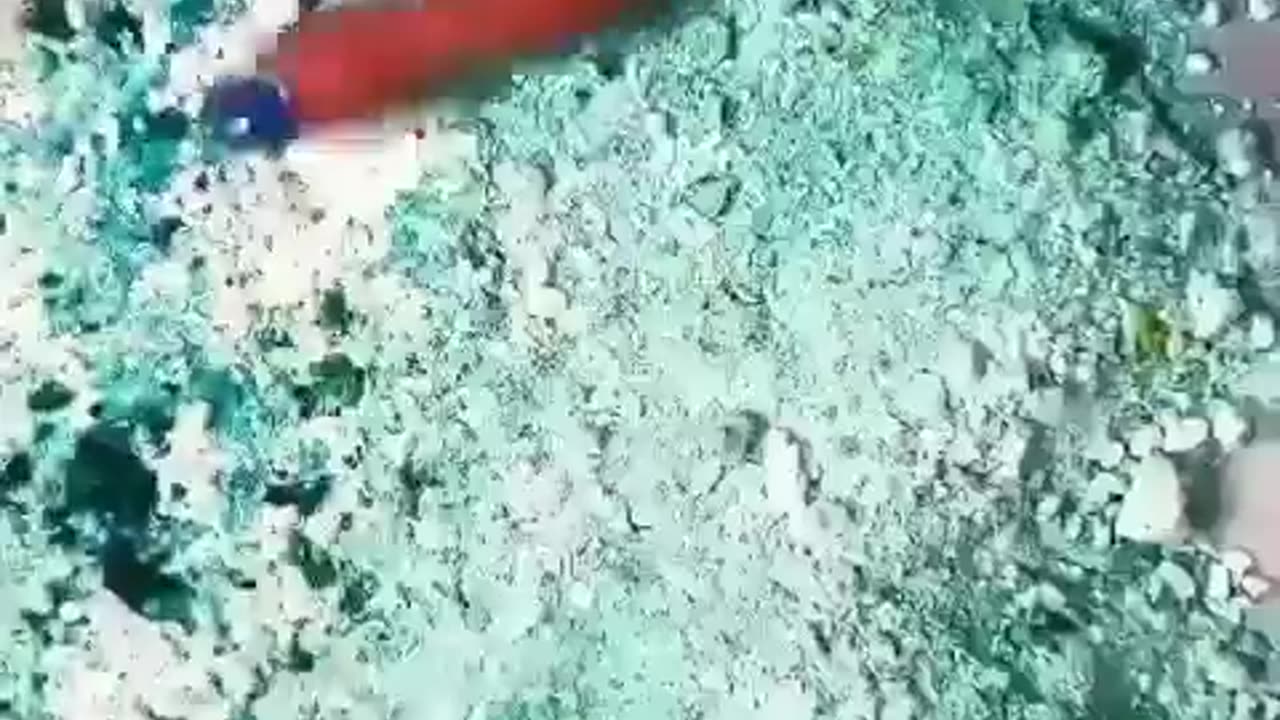 Satisfying chalk crush video