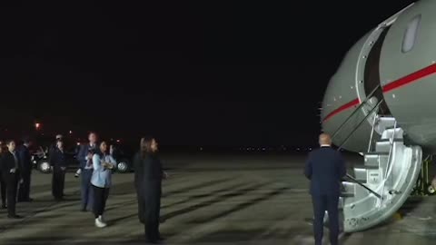 Joe Biden Walks On Plane After Prisoners Get Off