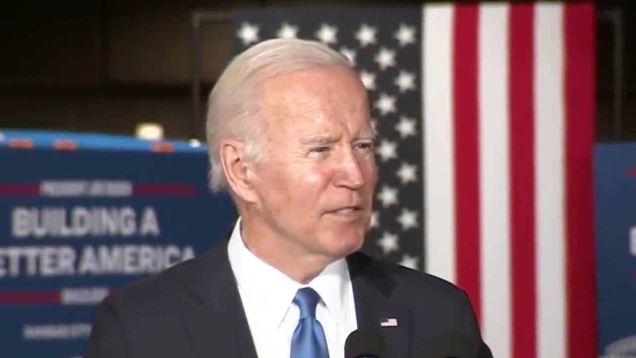 Biden STRUGGLES With Numbers As He Talks Gas Prices