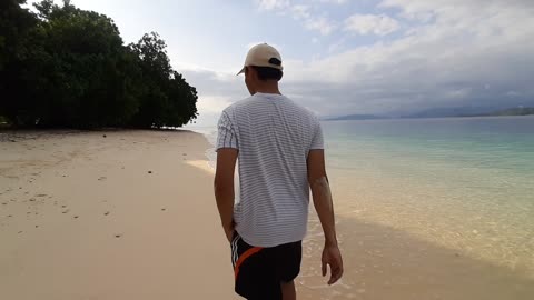 HOLIDAY TO SIRANDAH ISLAND