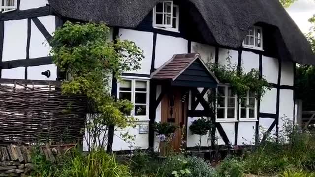 would like such a house for the summer? 🏠😊