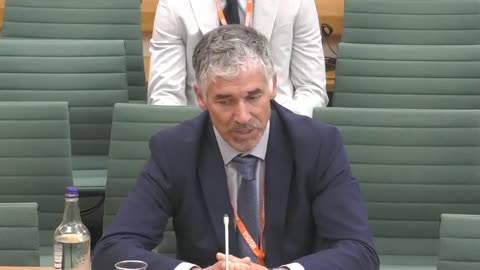 Acclaimed British surgeon testifies to UK Parliament, detailing how IDF "quadcopters" would arrive at the scene of airstrikes in Gaza & "pick-off"/"shoot" the injured, including children.