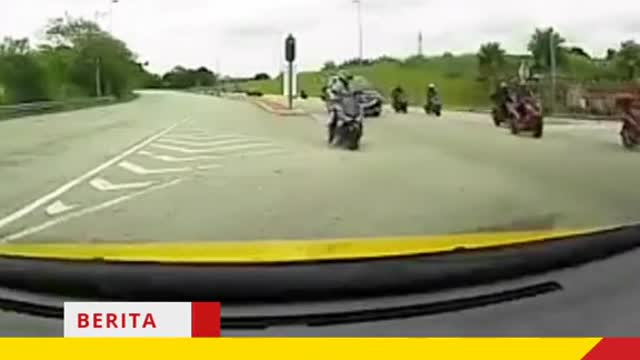 Ntah lah 🫣. 📽️ Mohd Akrie. Tiada info lokasi. #fyp