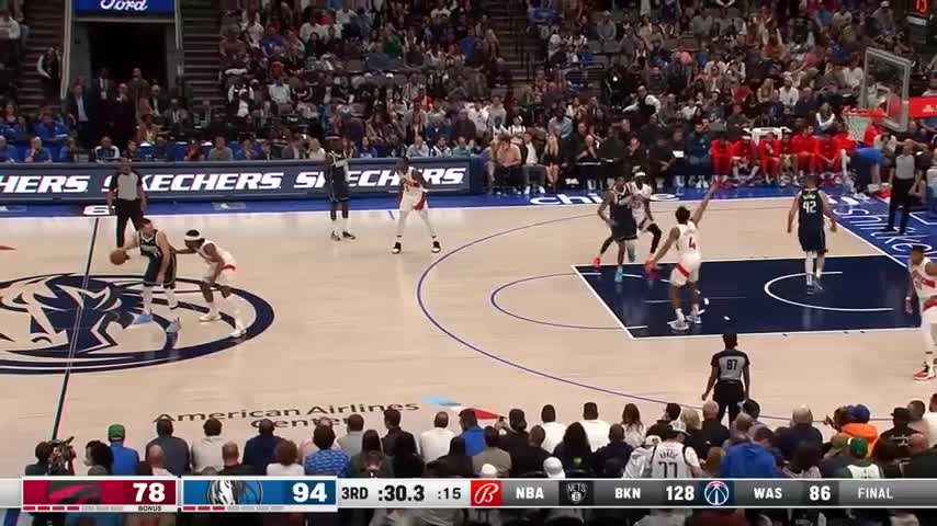 Luka Pulls Off RIDICULOUS Handles & Falling Fadeaway 😲