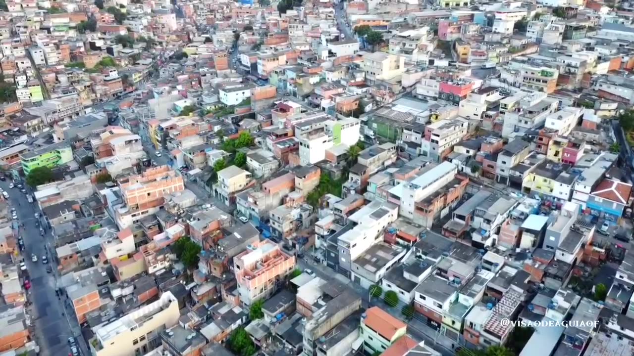 INCÊNDIO filmado com DRONE no PERI ALTO ZN de SP | Visao de Águia