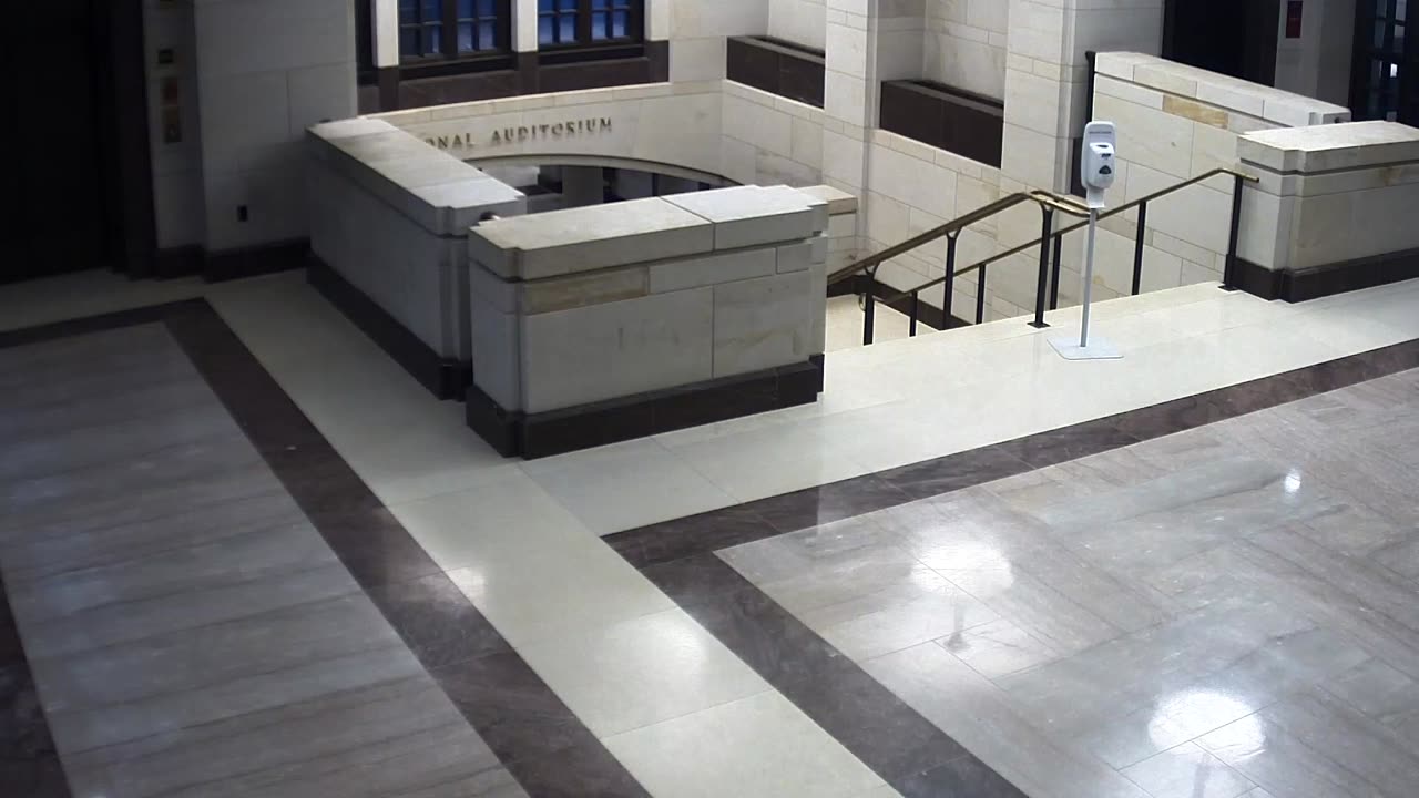 7155CVCULElevator20_2021-01-06_07h40min00s333ms.mp4