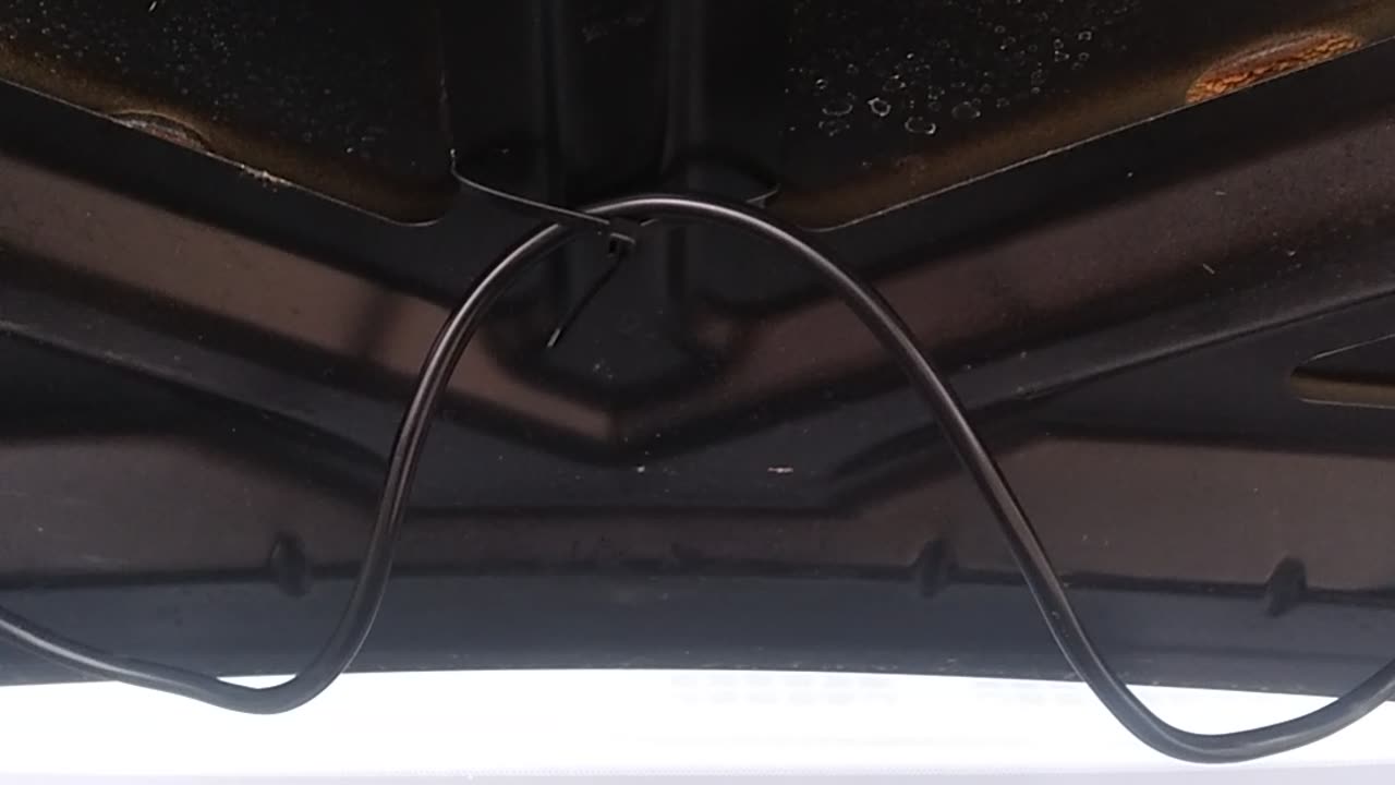 REPLACING WINDSHIELD WIPER FLUID HOSE LINE PART 4