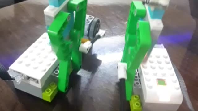 Dancing LEGO robots