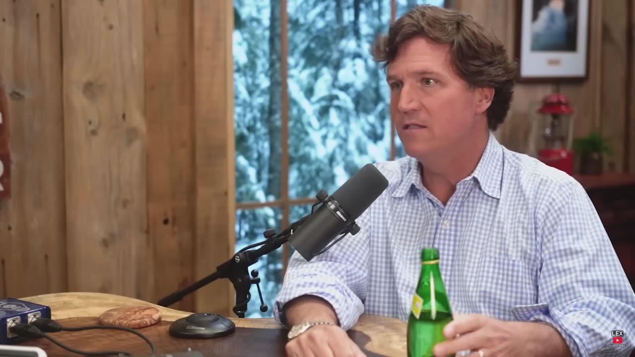 Tucker Carlson on his Meeting With EDWARD SNOWDEN in Moscow | Lex Fridman Podcast