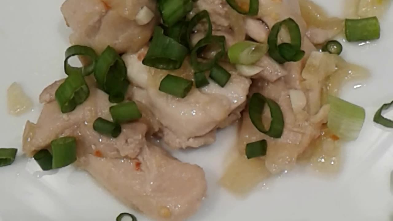 FoodPerfect: Chicken Marinated In Fish Sauce With Green Onion: Score 5/5