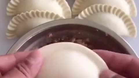 Different methods of folding dumpling.