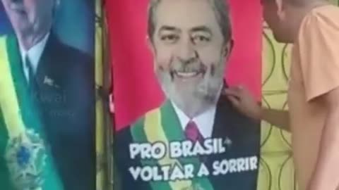 EM QUEM VOCÊ VOTA?