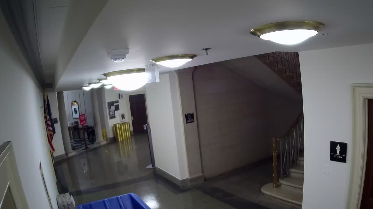 3237LHOBGRStair1_2021-01-05_18h20min03s383ms.mp4