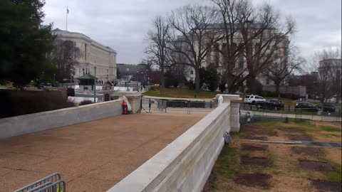 Camera0915USCG00UpperTerraceSE_2021-01-06_Starting_at_12h40min01s893ms.mp4