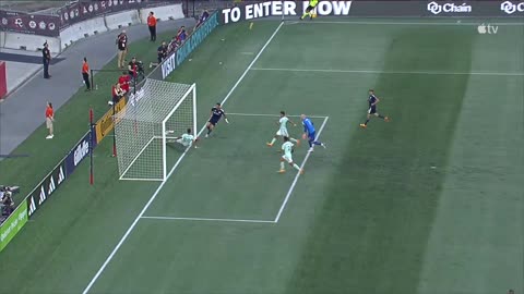 MLS LIVE Goal: G. Vrioni vs. ATL, 9'