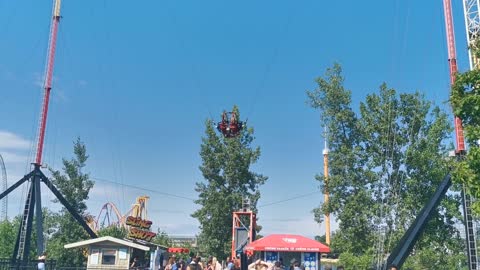 La Ronde 2021 - Le Sling Shot Six Flags