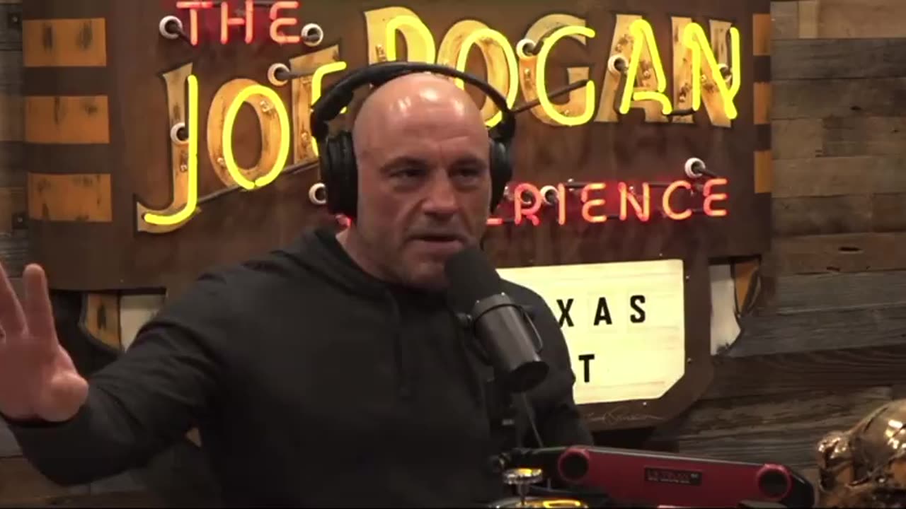 Joe Rogan: We Would Be F'd Right Now If It Weren't for Independent Journalists