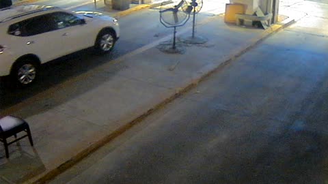 3138RHOBG3CStGarageLeftDoor_2021-01-06_07h07min23s907ms.mp4
