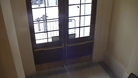 3443CHOB02CH12NRotundaExit_2021-01-06_12h40min01s113ms.mp4