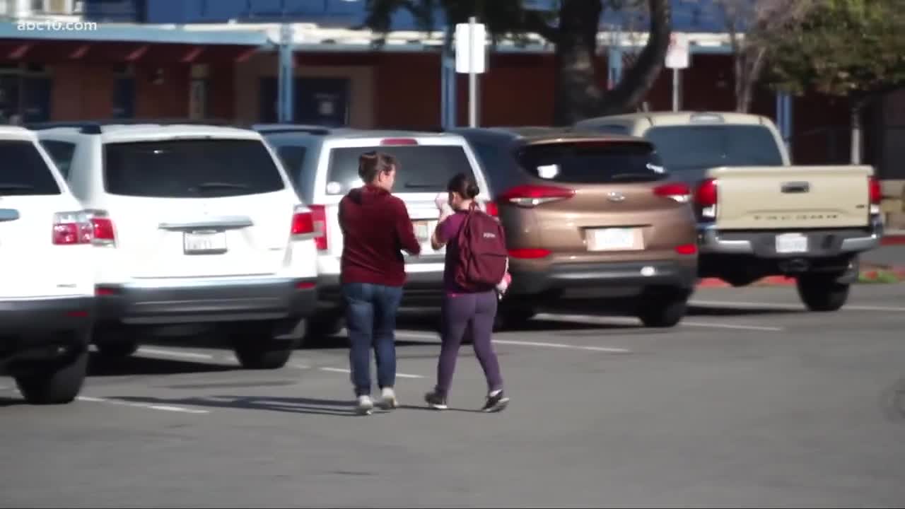 California School Kicks Kids out of School to Street d/t Mask Protests