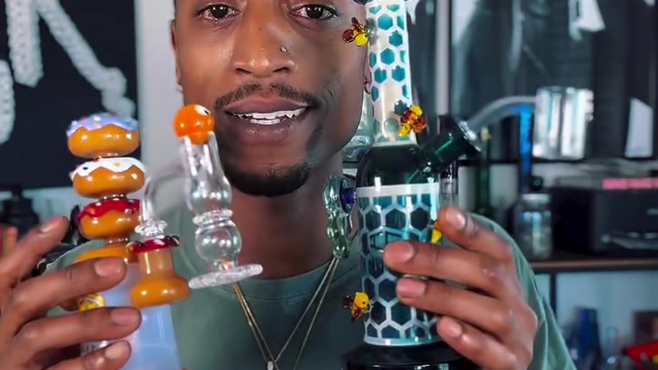 Some glass is too nice to use 🐝 🍩