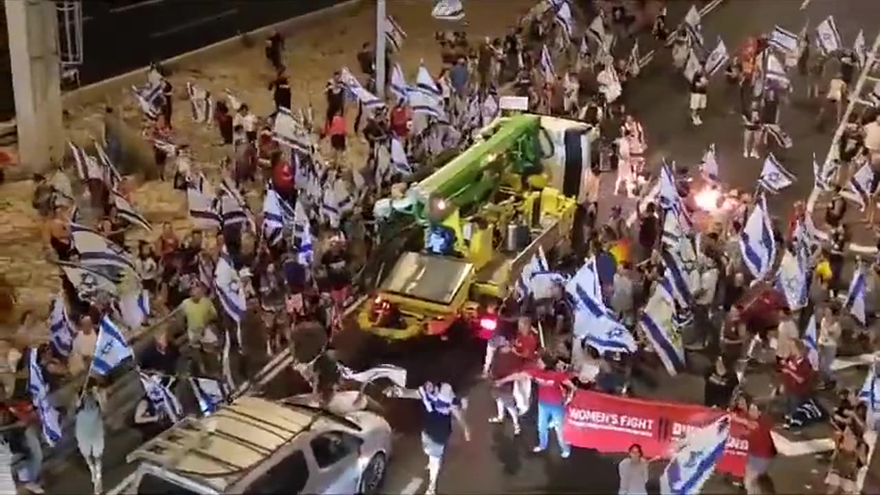 Driver runs out of patience and plows through protesters in Tel Aviv, Israel