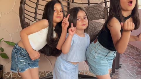 Cute kids funny dance💃