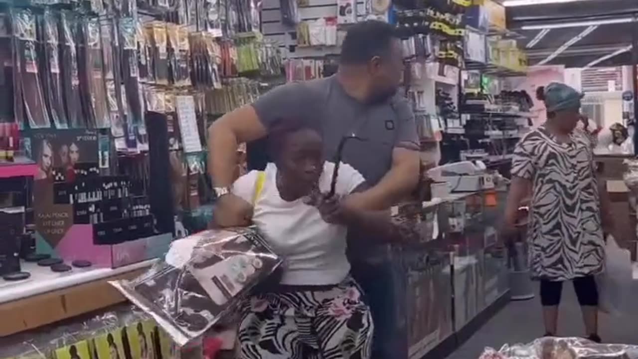 Black woman shoplifted and got caught