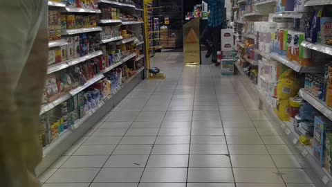 Cricket in shop