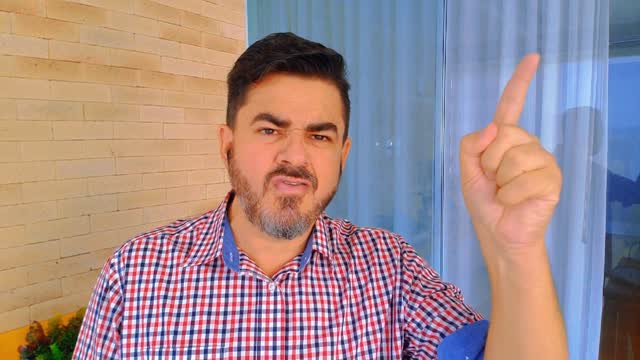 Pedro, Não temas em andar pelas aguas do Mar