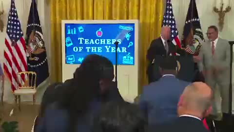 Biden Loves To Make His Handlers Panic: "I'm Not Supposed To Speak Now"