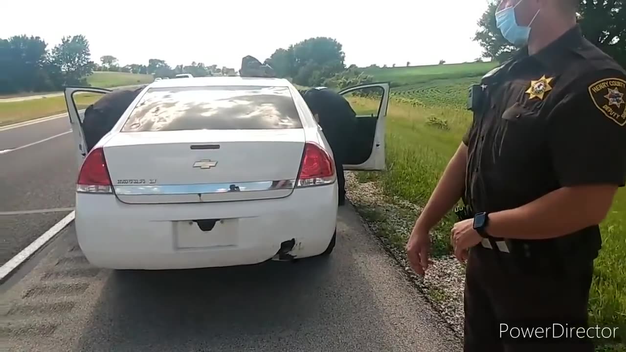 NO !!!! YOUR NOT SEARCHING MY CAR cops owned I don't answer questions first amendment audit part 2