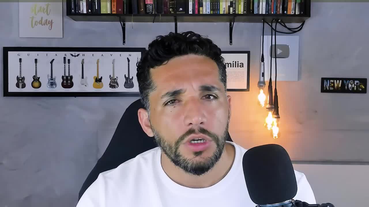URGENTE- Recebo denĂșncias de que OS RADICAIS PREPARAM ARMADILHA nos protesto_HD by Rafael Bitencourt