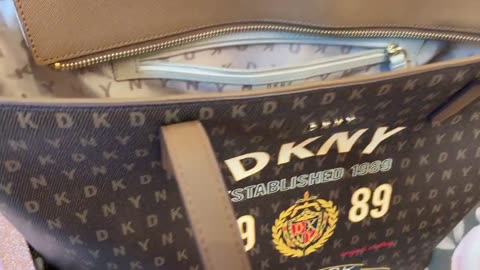 What's in my DKNY tote bag & review of the Chicken Poop Lip Junk