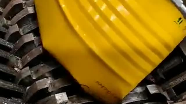 Powerful Crusher Machine! Shredder Machine 009