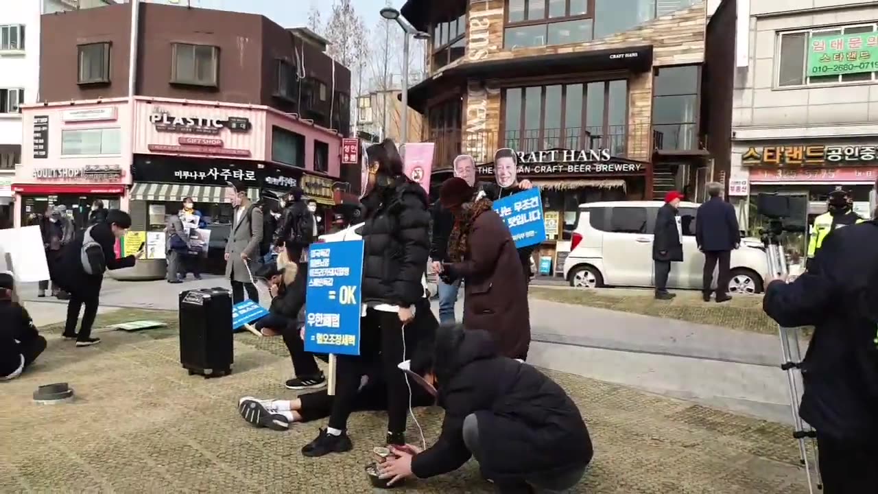 20200316_V3_S05(8UAf_xfr2Do)우파 정치인들아 이 여성 시민들의 말씀 필히 경청해보거라