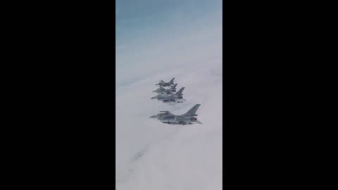 F-16 Formation