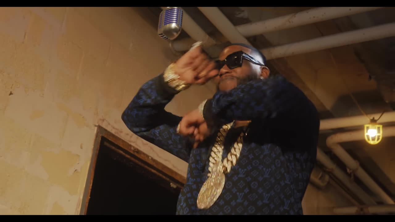 Gucci Mane & Finesse2Tymes - Gucci Flow [Official Music Video]