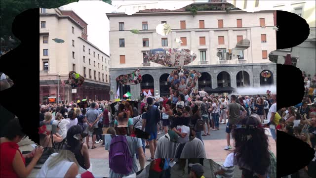 Ora vietato fermarsi