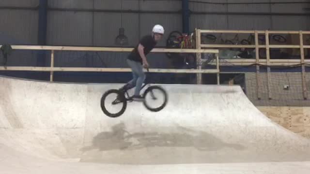 White helmet bmx 540 spin fail