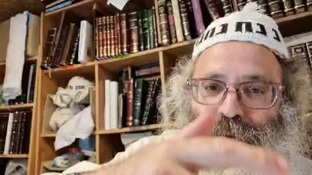 המפתה נותן שלשה דברים והאונס ארבעה המפתה נותן בושת ופגם וקנס מוסיף עליו - שיר נ נח מסכת כתובות דף מב
