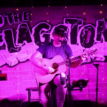 Grand Jam Duo sings at Flagstone Bar and Grill in Appleton Wisconsin