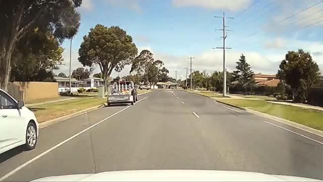 dashcam fail- loose items