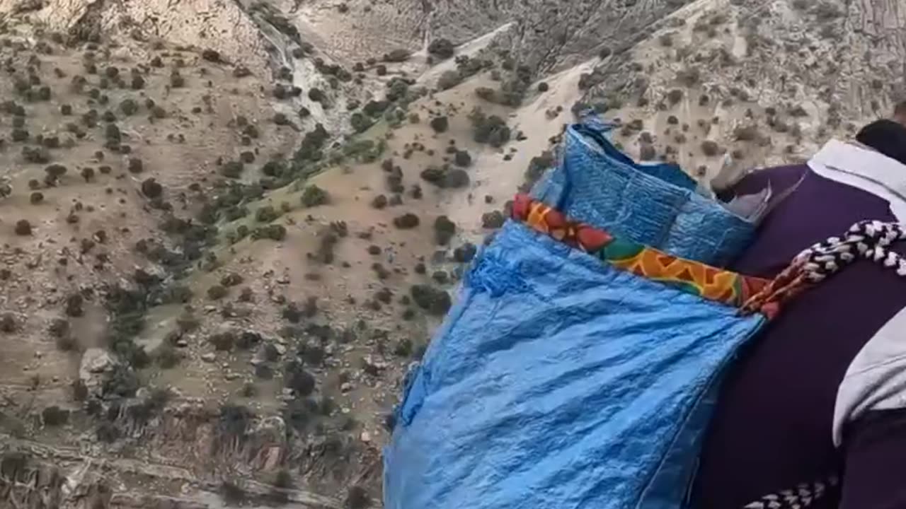 How nomadic people catch fish in the heart of the river#iran#nomadic#difficult