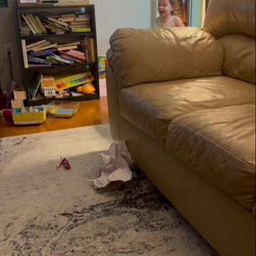 Mommmm!!! She loves doing this.