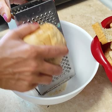 Making breadcrumbs from dry bread