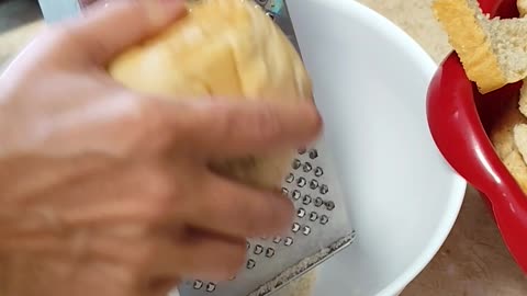 Making breadcrumbs from dry bread