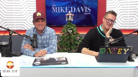 Davey Hartzel joins Mike & Prod. Blake to discuss if Pete is a hugger "This Evening